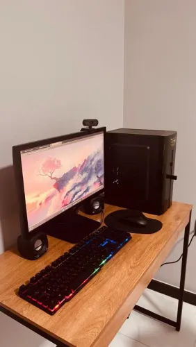 PC Intel Core i3 3.10GHz + 8GB RAM + SSD 240GB