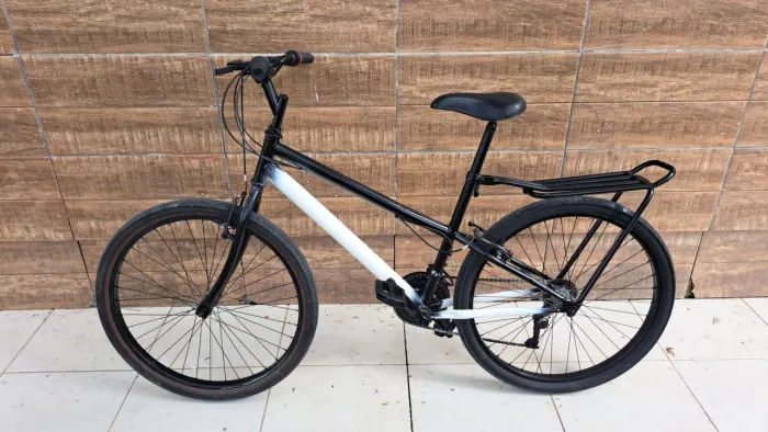VENDO BICICLETA