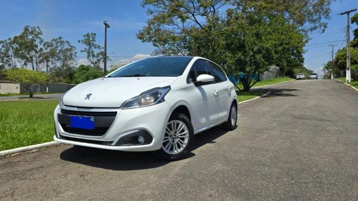 Imagem de Peugeot 208 Allure 1.2 Flex 12V 5P Mec. 2019