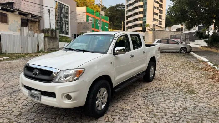 Toyota Hilux CD D4-d 4X4 2.5 16V 102cv TB Dies. 2009