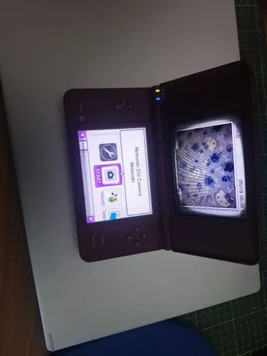 Nintendo DSi XL 