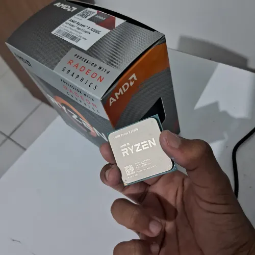 Ryzen 3 3200g SEMINOVO