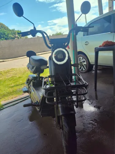 Vende-se Motinha elétrica