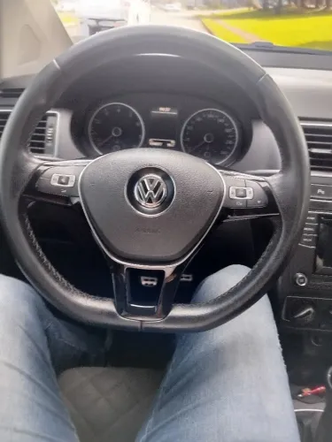 Volkswagen Fox Highline 1.6 Flex 16V 5P 2017