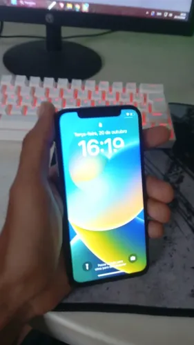iPhone X