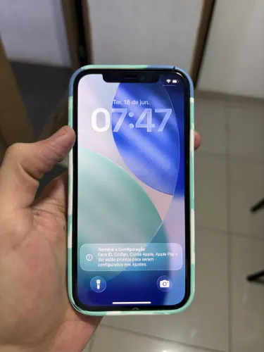 iPhone 12 para sair rápido 