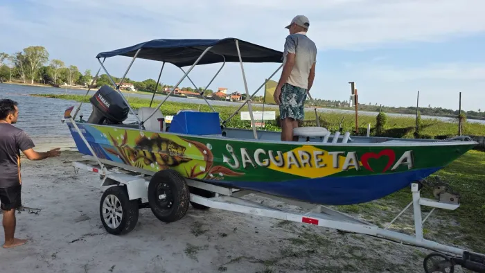 Barco alumínio leve forte.