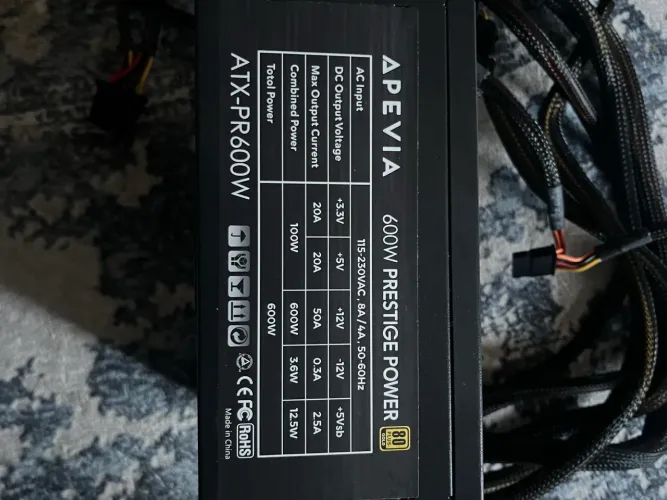 Fonte veia 600w gold