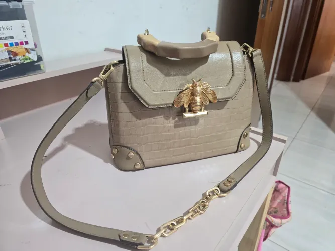 Bolsa schutz abelha