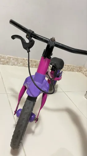 Bicicleta de equilíbrio infantil