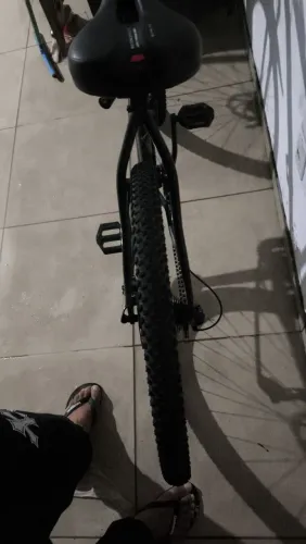 Bicicleta Aro 29 GTI Preta .