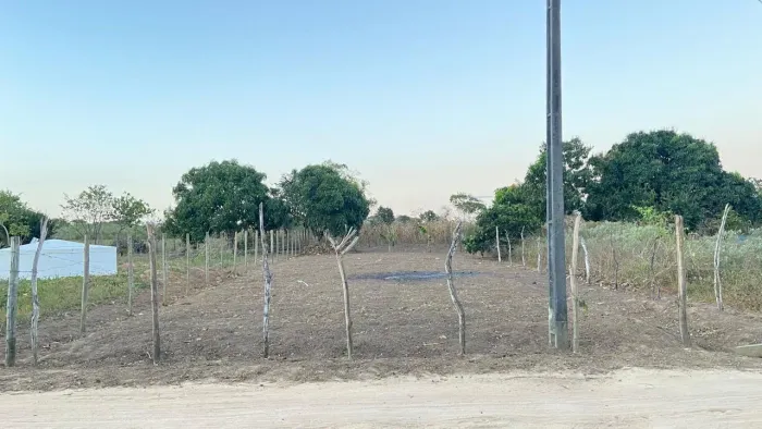 Vendo terreno no Largo Novo (Irará)