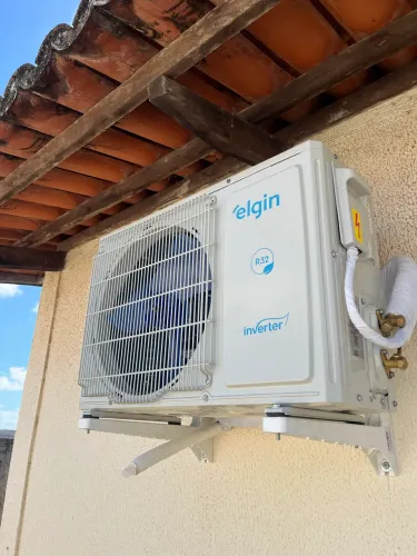 Instalação, higienização e reparos em ar-condicionados