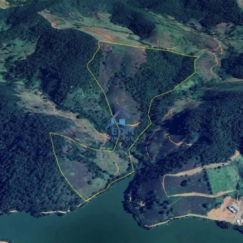Fazenda à Venda em Raul Soares/MG | 50 Hectares, Nascentes e Vista para a Represa do Emboq