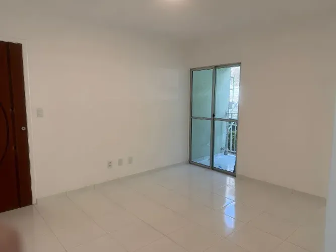 APARTAMENTO 2/4 TOTALMENTE REFORMADO EM CAJAZEIRAS/FAZENDA GRANDE - PRONTO PARA MORAR!