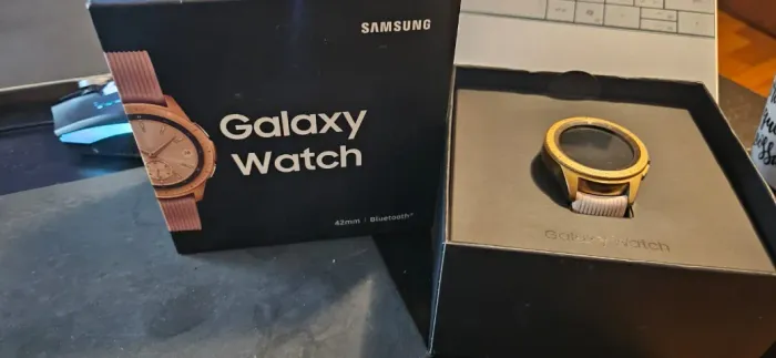 Samsung Galaxy Watch 42mm Bluetooth/Wi-Fi/GPS