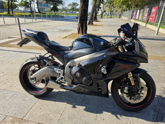 Suzuki GSXR 1000 SRAD impecável!