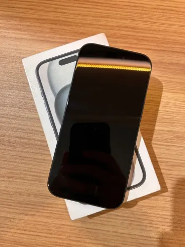 iPhone 15 - 128GB - Preto