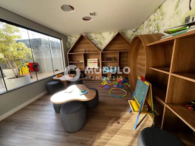 Apartamento disponível para locação no bairro Osvaldo Rezende.
