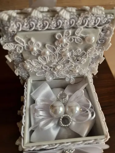 Vende-se Suporte de aliança para casamento