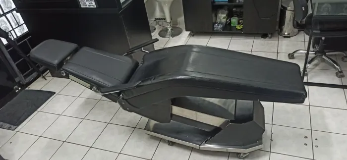 Cadeira odontológica ótima para tatuadores super conservada