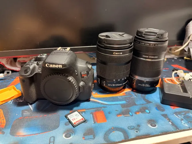 Canon T5i + Lentes