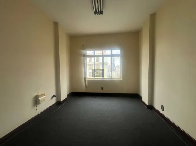 Conjunto comercial Para Venda Na Avenida Liberdade
