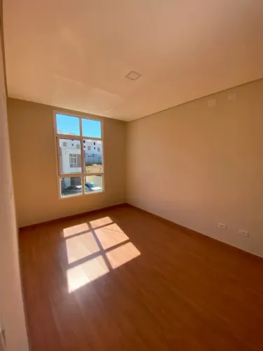 Sua Casa Própria em Condomínio Fechado