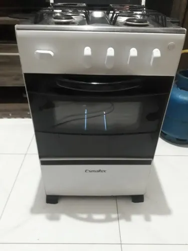 FOGÃO DE 4 BOCAS
