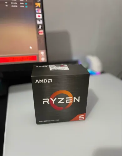 Ryzen 5 5500 na caixa