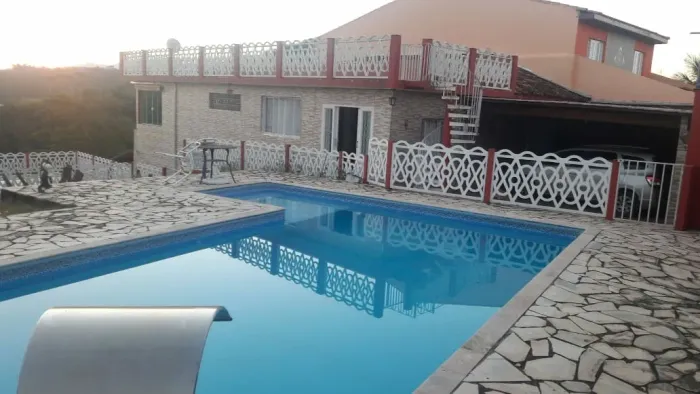 Chácara Urbana Santa Isabel, 1.900m de terreno com casa, aceita permuta Litoral.