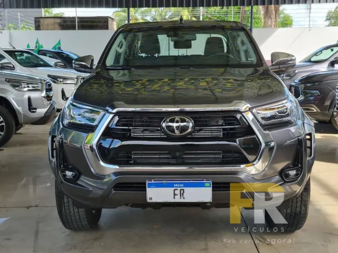 Toyota Hilux CD SRX Plus 4X4 2.8 TDI Die. Aut. 2026