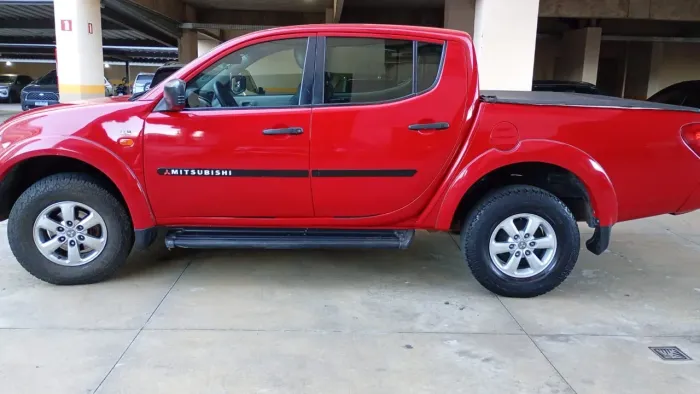 Mitsubishi L200 Triton HLS 2.4 Flex 16V CD Mec. 2016