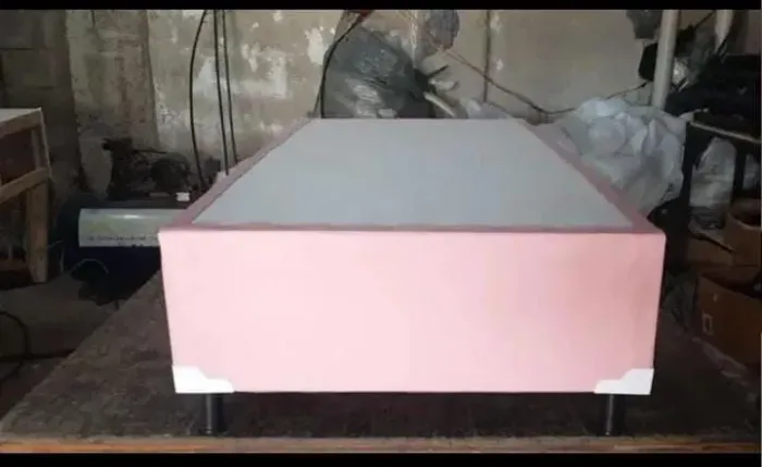 Base Box solteiro 199,90 a vista