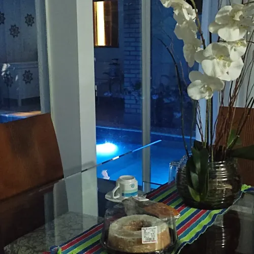 Linda Casa Moderna de Alto Padrão - Espaço, Conforto e Sofisticação!