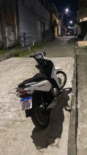 BIZ 125