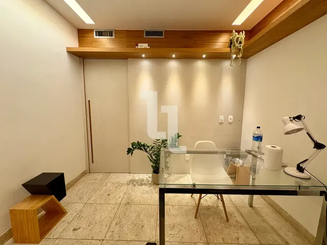 Imóvel para venda possui 32 metros quadrados com 1 quarto em Ipanema - Rio de Janeiro - RJ
