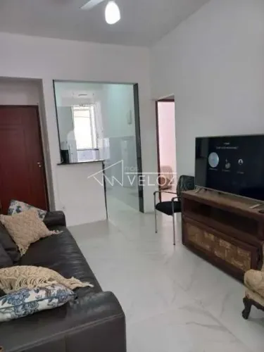 Excelente quarto e sala em Botafogo