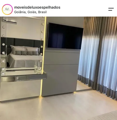 Penteadeira suspensa