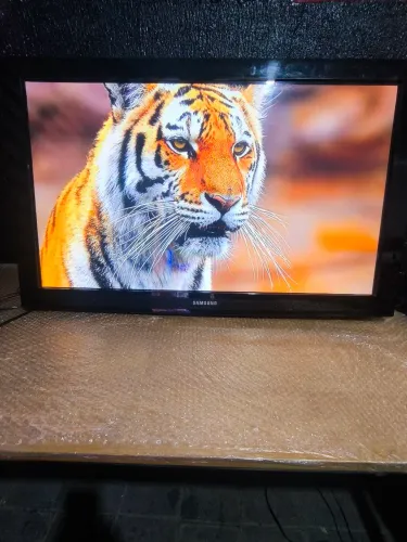 TV Plasma Samsung 42" Imagem excelente, ótimo estado PL42B450B1XZD