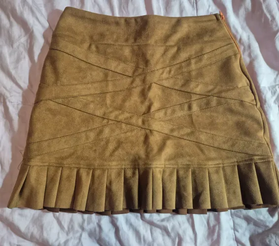 Saia suede nova