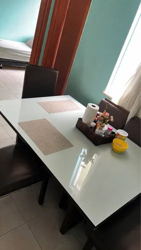 Vendo mesa 06 lugares/painel para TV de 50.