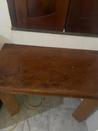 VENDO mesinha
