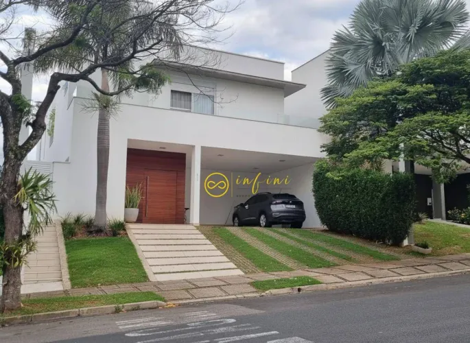 Casa de Condomínio com 3 Quartos à venda, 280 m² por R$ 2.100.000 - Condomínio Mont Blanc 