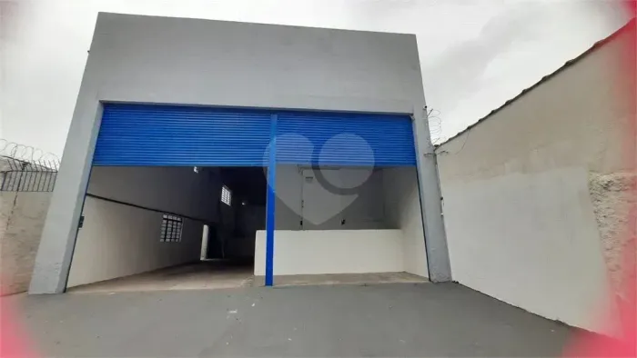 GALPÃO COM CÂMARA FRIA PRONTO PARA OPERAR DESDE O PRIMEIRO DIA!