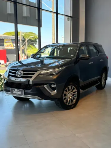 Toyota Hilux CD SRX 4X4 2.8 TDI 16V Diesel Aut. 2020