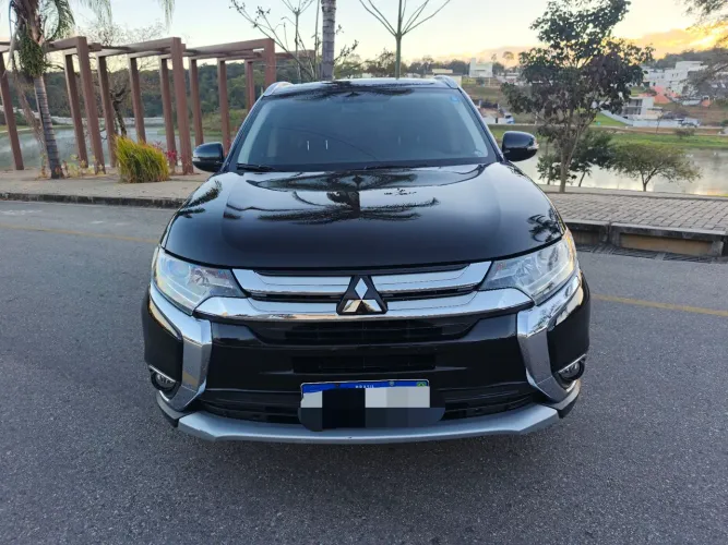 Mitsubishi Outlander 2.0 16V 160cv Aut. 2017