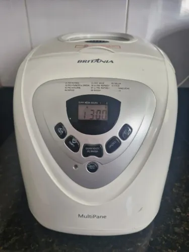 Panificadora Multipane - 12 Programas Antiaderente Cor Branca Britânia