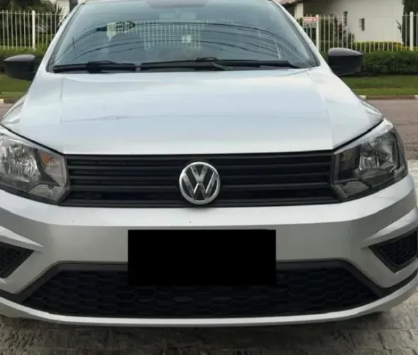 Aluguel Volkswagen Voyage prata com manutenção inclusa