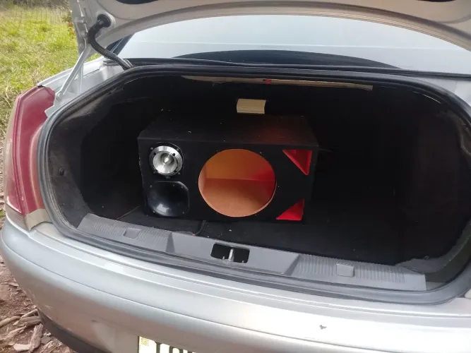 Som automotivo
